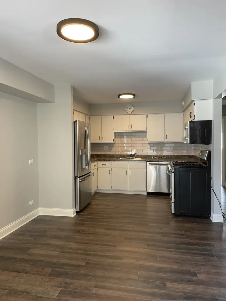 129 West Quincy Street Westmont IL 60559