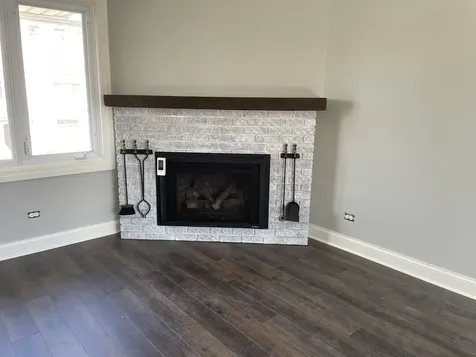 129 West Quincy Street Westmont IL 60559