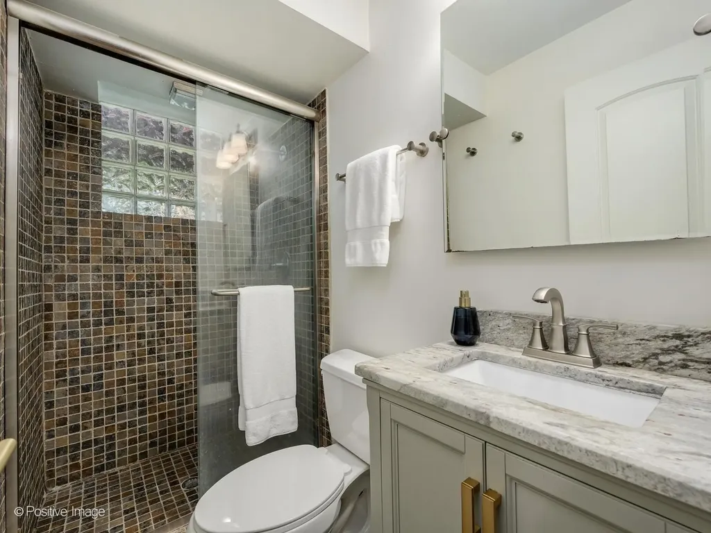 1862 North Halsted Street Chicago IL 60614