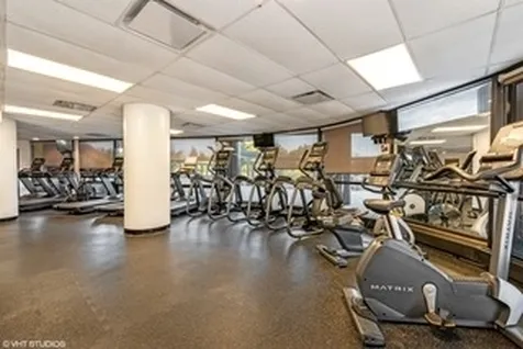 5415 North Sheridan Road Chicago IL 60640