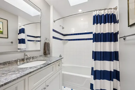 757 Locust Street Winnetka IL 60093
