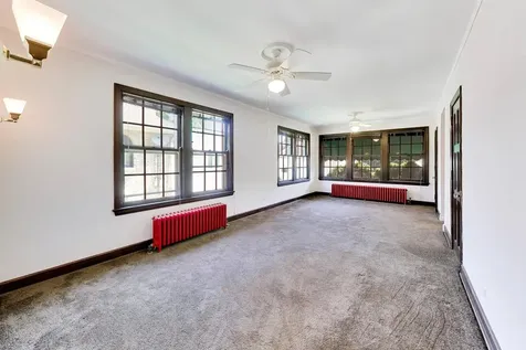 6933 North Oriole Avenue Chicago IL 60631