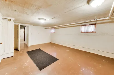 6933 North Oriole Avenue Chicago IL 60631