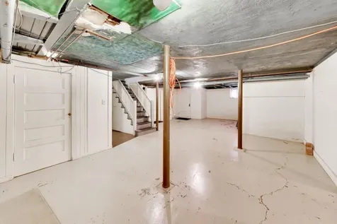 6933 North Oriole Avenue Chicago IL 60631