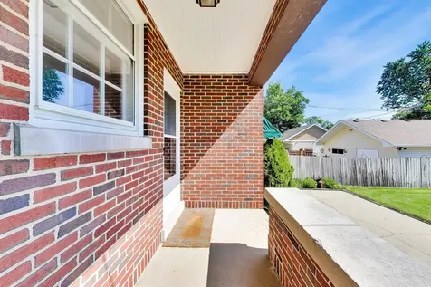 6933 North Oriole Avenue Chicago IL 60631