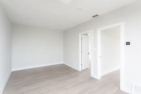 818 West 18th Street Chicago IL 60608