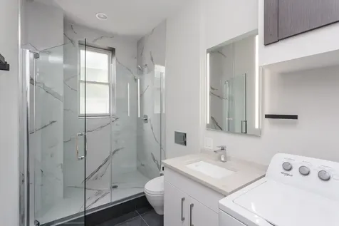 818 West 18th Street Chicago IL 60608