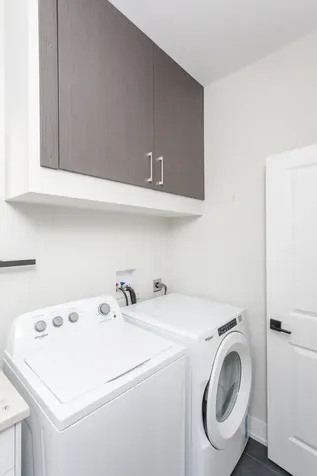 818 West 18th Street Chicago IL 60608