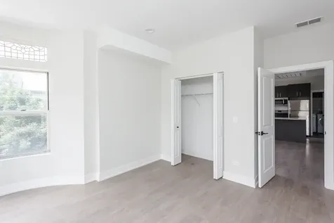 818 West 18th Street Chicago IL 60608