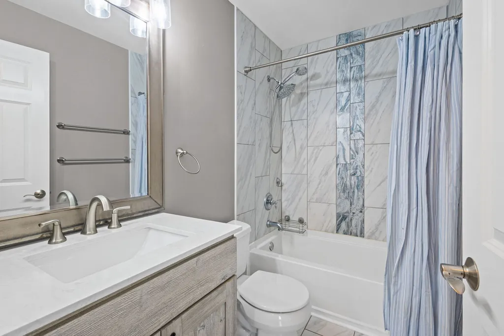 5117 Woodmere Court Plainfield IL 60586