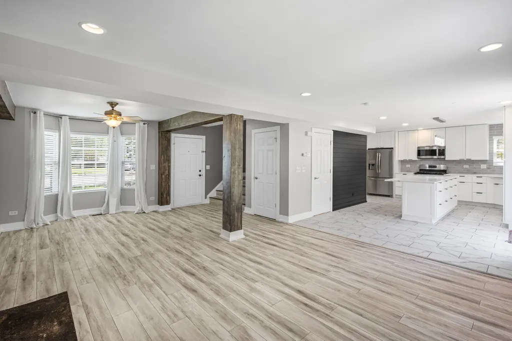 5117 Woodmere Court Plainfield IL 60586
