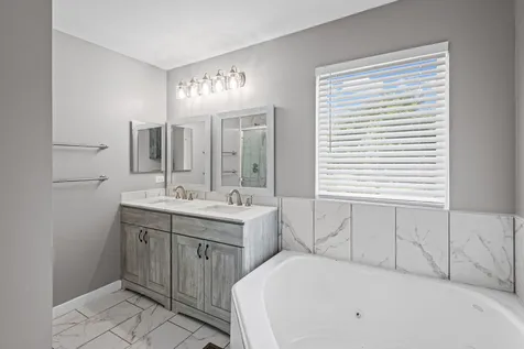 5117 Woodmere Court Plainfield IL 60586