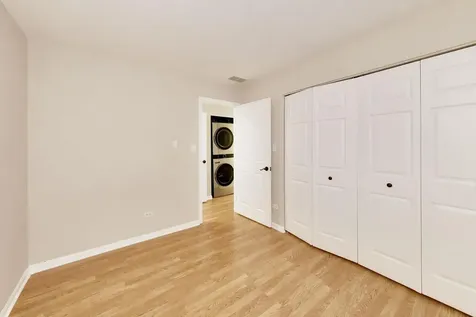1453 North Larrabee Street Chicago IL 60610