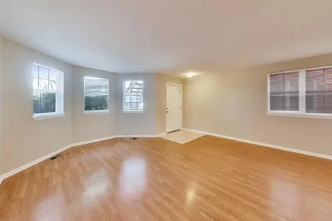 1453 North Larrabee Street Chicago IL 60610