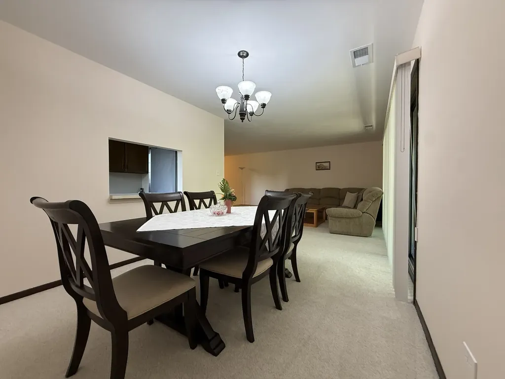 6135 Essex Court Willowbrook IL 60527
