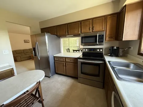 6135 Essex Court Willowbrook IL 60527