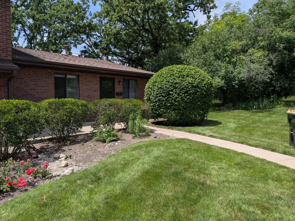 1231 Geneva Lane Lake Zurich IL 60047