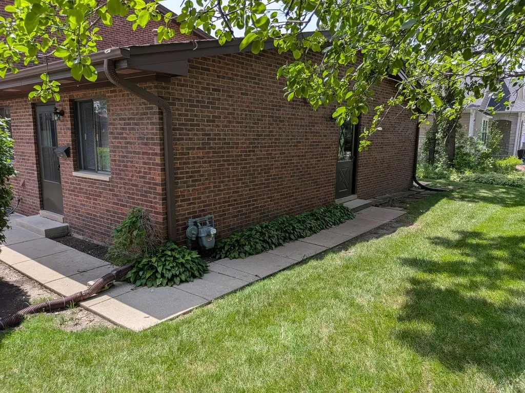 1231 Geneva Lane Lake Zurich IL 60047