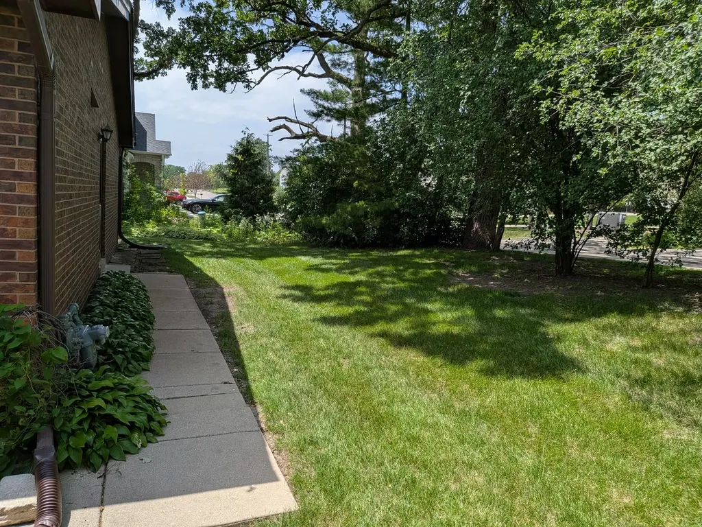 1231 Geneva Lane Lake Zurich IL 60047