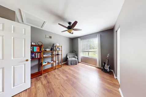 263 South Collins Street South Elgin IL 60177