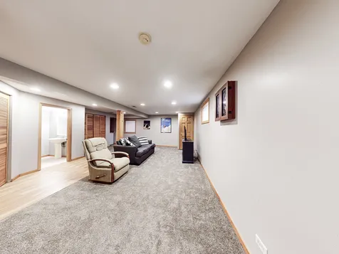 263 South Collins Street South Elgin IL 60177