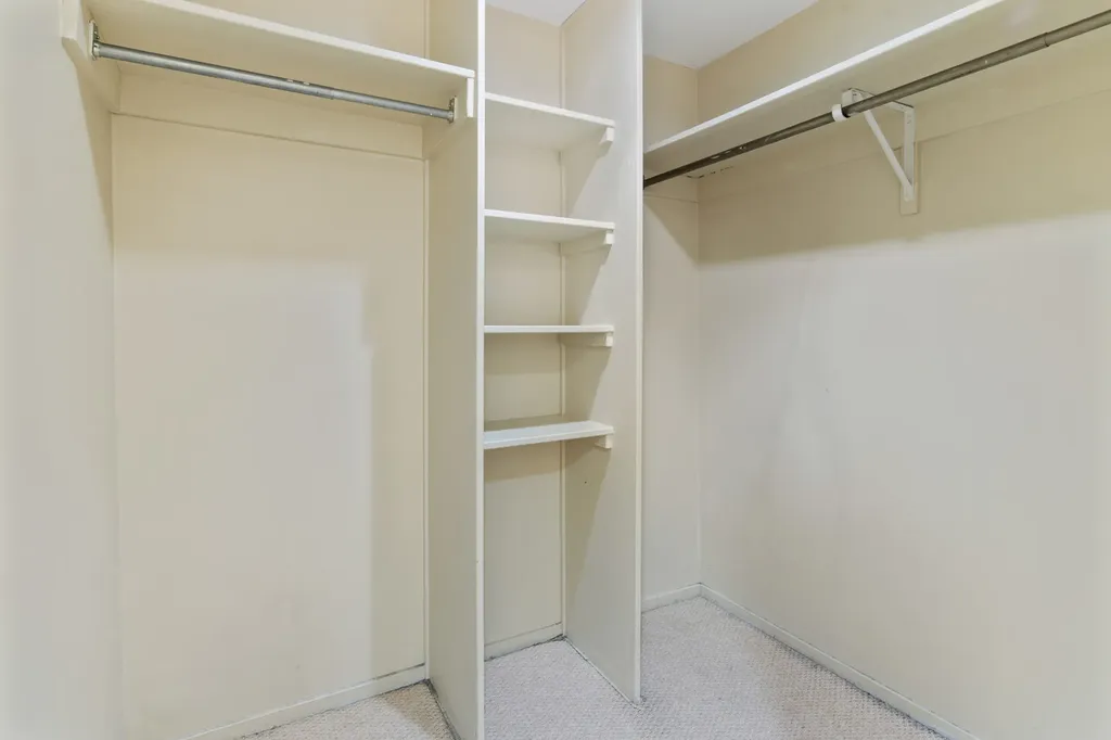 175 East Delaware Place Chicago IL 60611