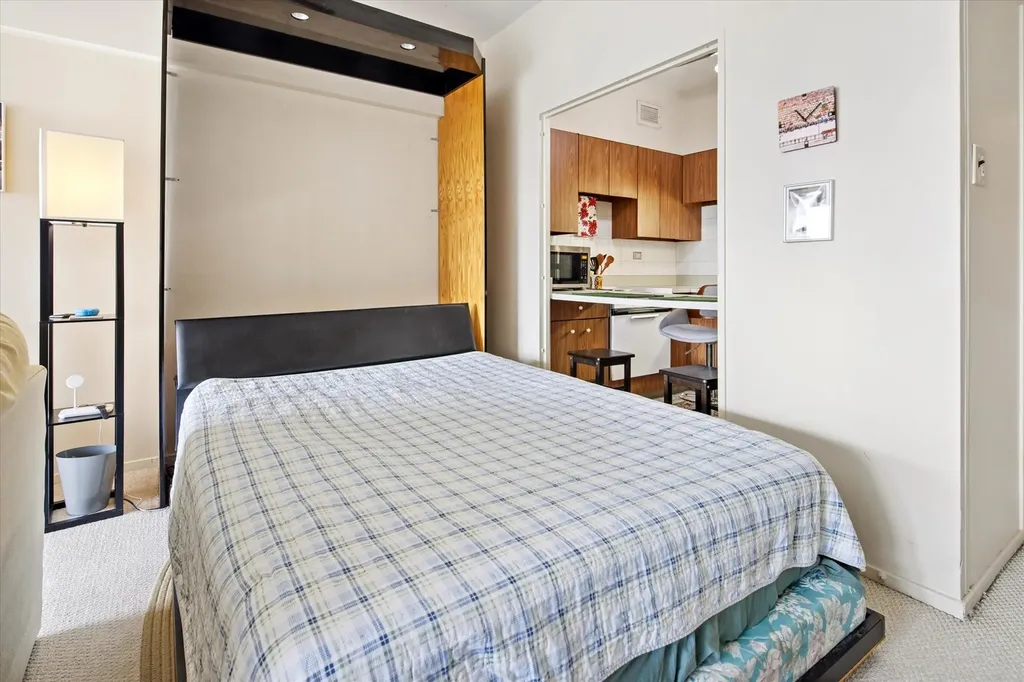 175 East Delaware Place Chicago IL 60611