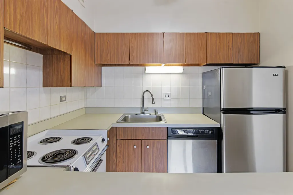 175 East Delaware Place Chicago IL 60611