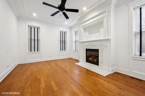 746 West Belden Avenue Chicago IL 60614
