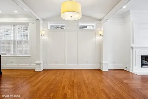 746 West Belden Avenue Chicago IL 60614