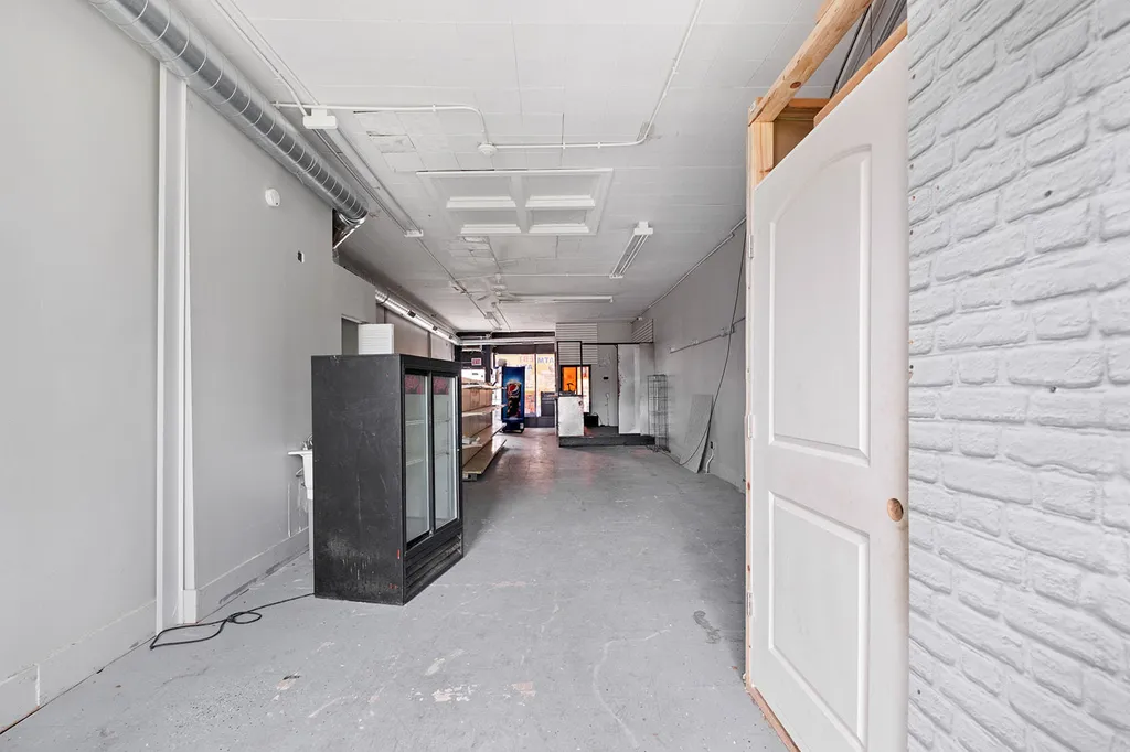 741 West 79th Street Chicago IL 60620