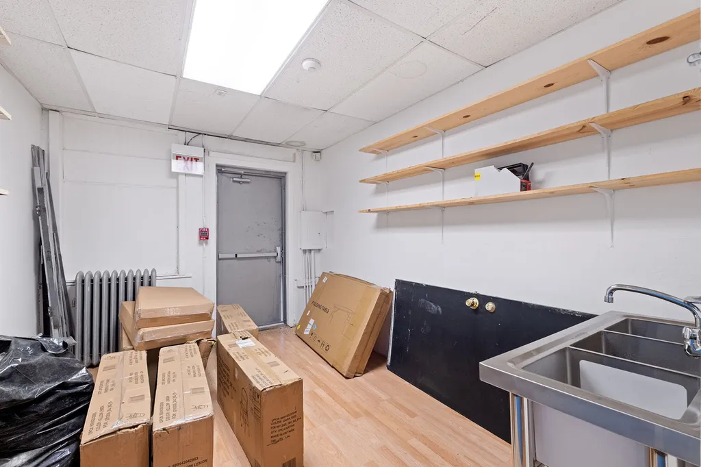 741 West 79th Street Chicago IL 60620