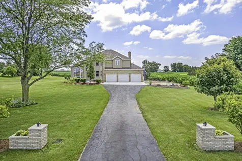 1758 North 44th Road Leland IL 60531
