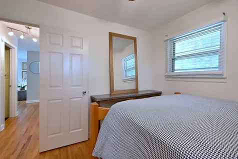 10220 Dickens Avenue Melrose Park IL 60164