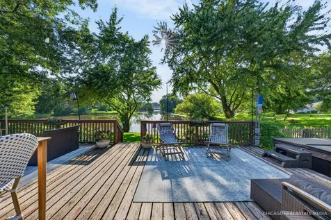 325 Council Trail Lake In The Hills IL 60156