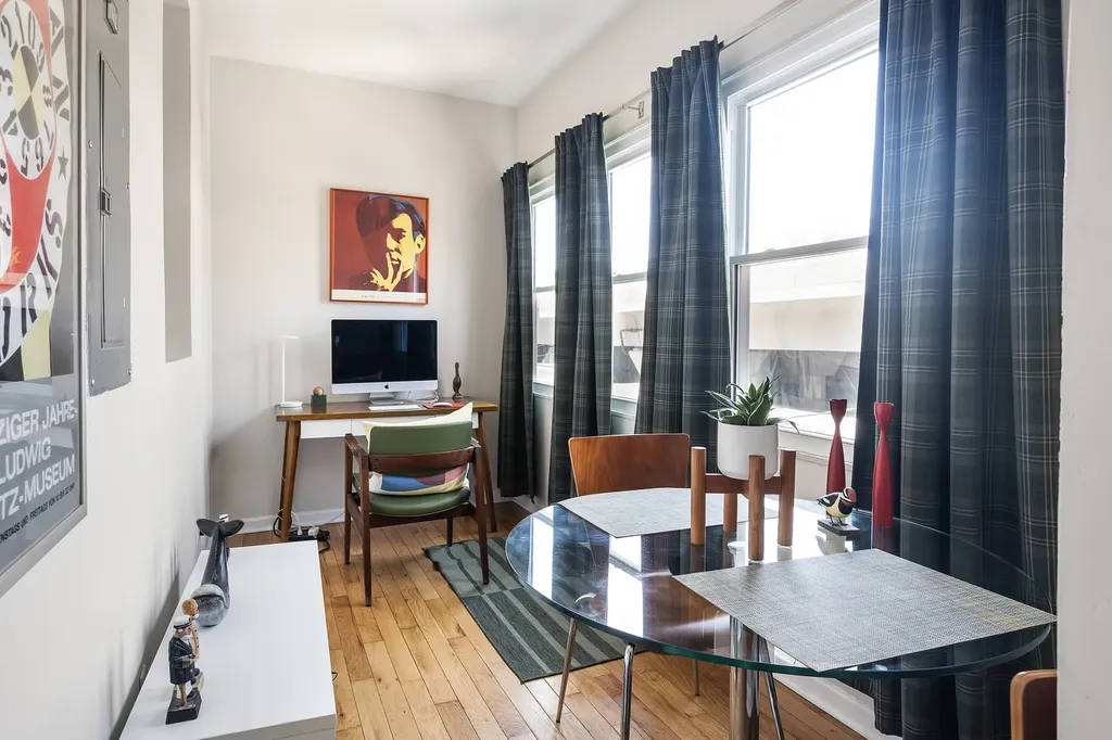 5224 North Winthrop Avenue Chicago IL 60640