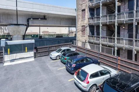 5224 North Winthrop Avenue Chicago IL 60640