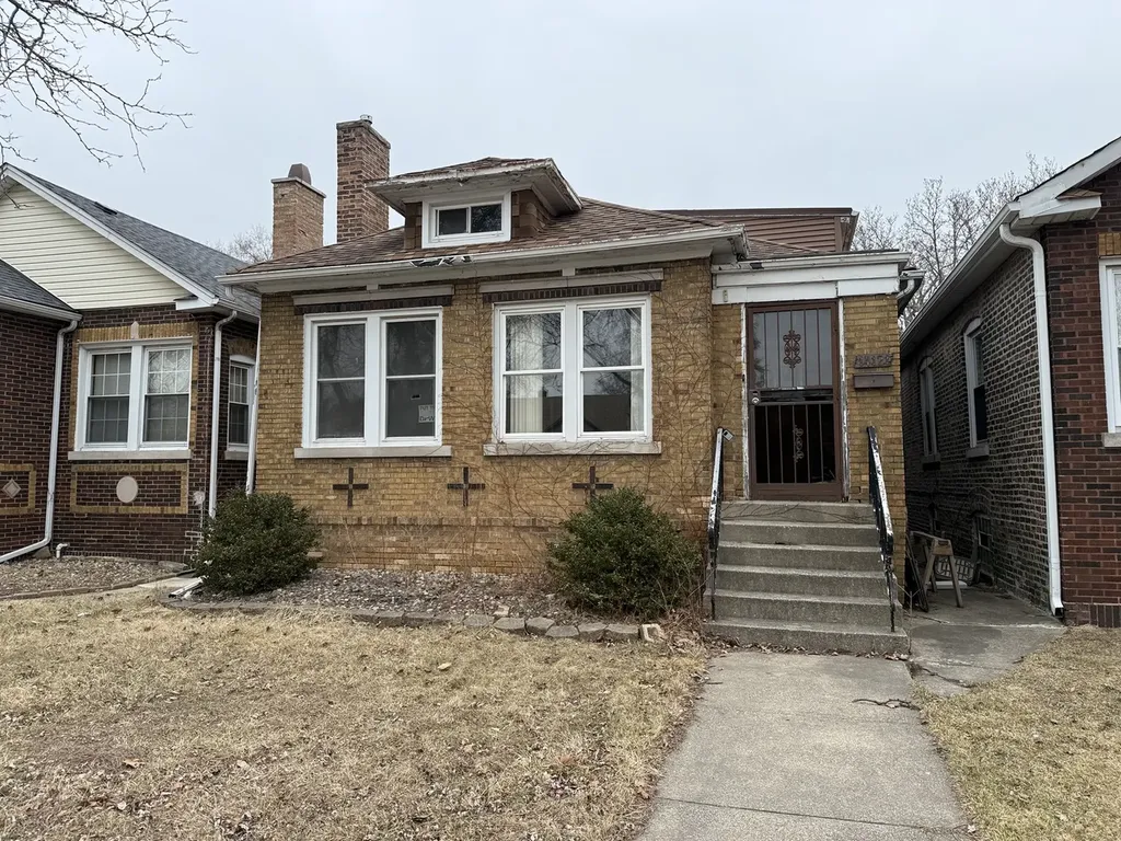 14121 South Dearborn Street Riverdale IL 60827