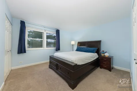 605 Hyde Park Lane Naperville IL 60565