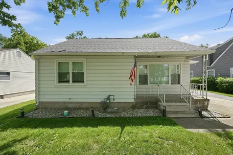 1349 Perry Street Crete IL 60417