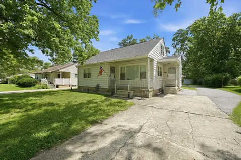 1349 Perry Street Crete IL 60417