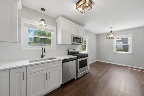 1349 Perry Street Crete IL 60417