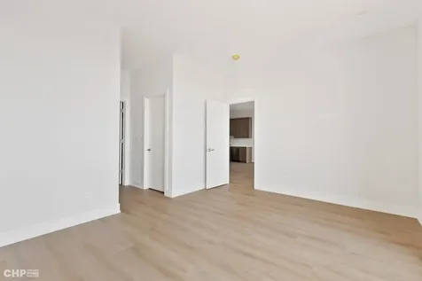 3204 North Lawndale Avenue Chicago IL 60618