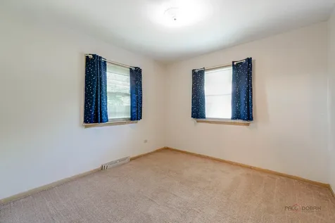 3615 Grandmore Avenue Gurnee IL 60031