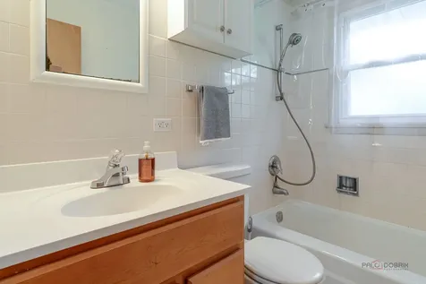 3615 Grandmore Avenue Gurnee IL 60031