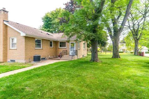3615 Grandmore Avenue Gurnee IL 60031