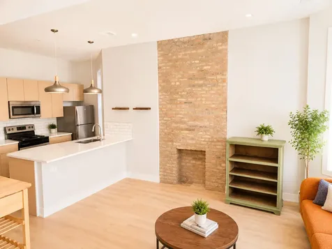 4543 South Saint Lawrence Avenue Chicago IL 60653