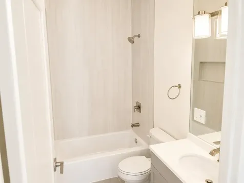 4543 South Saint Lawrence Avenue Chicago IL 60653