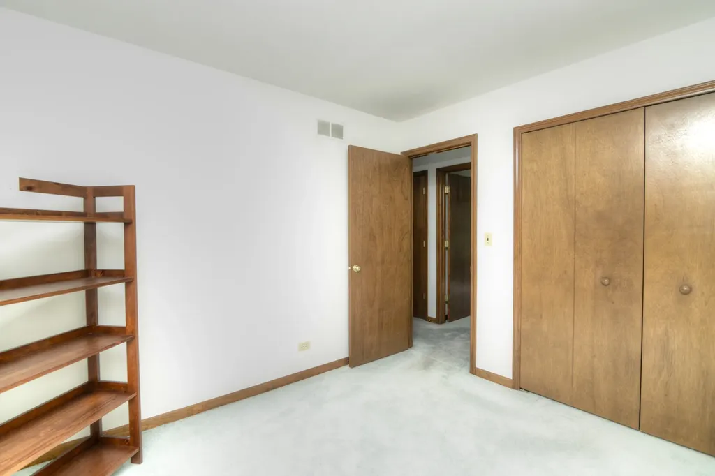 650 Lavina Court Bolingbrook IL 60440