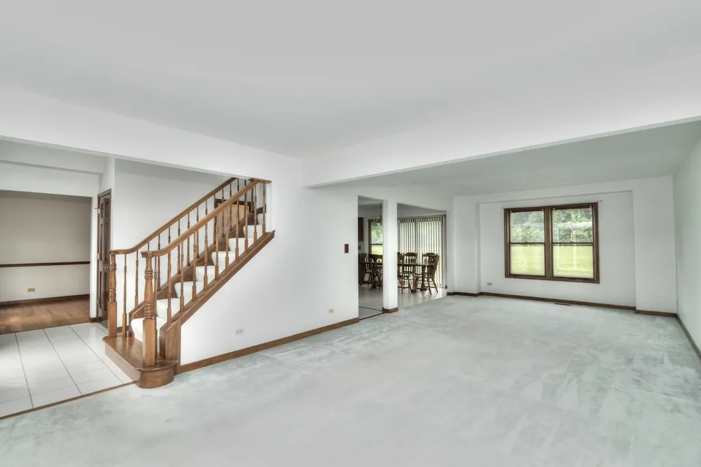 650 Lavina Court Bolingbrook IL 60440